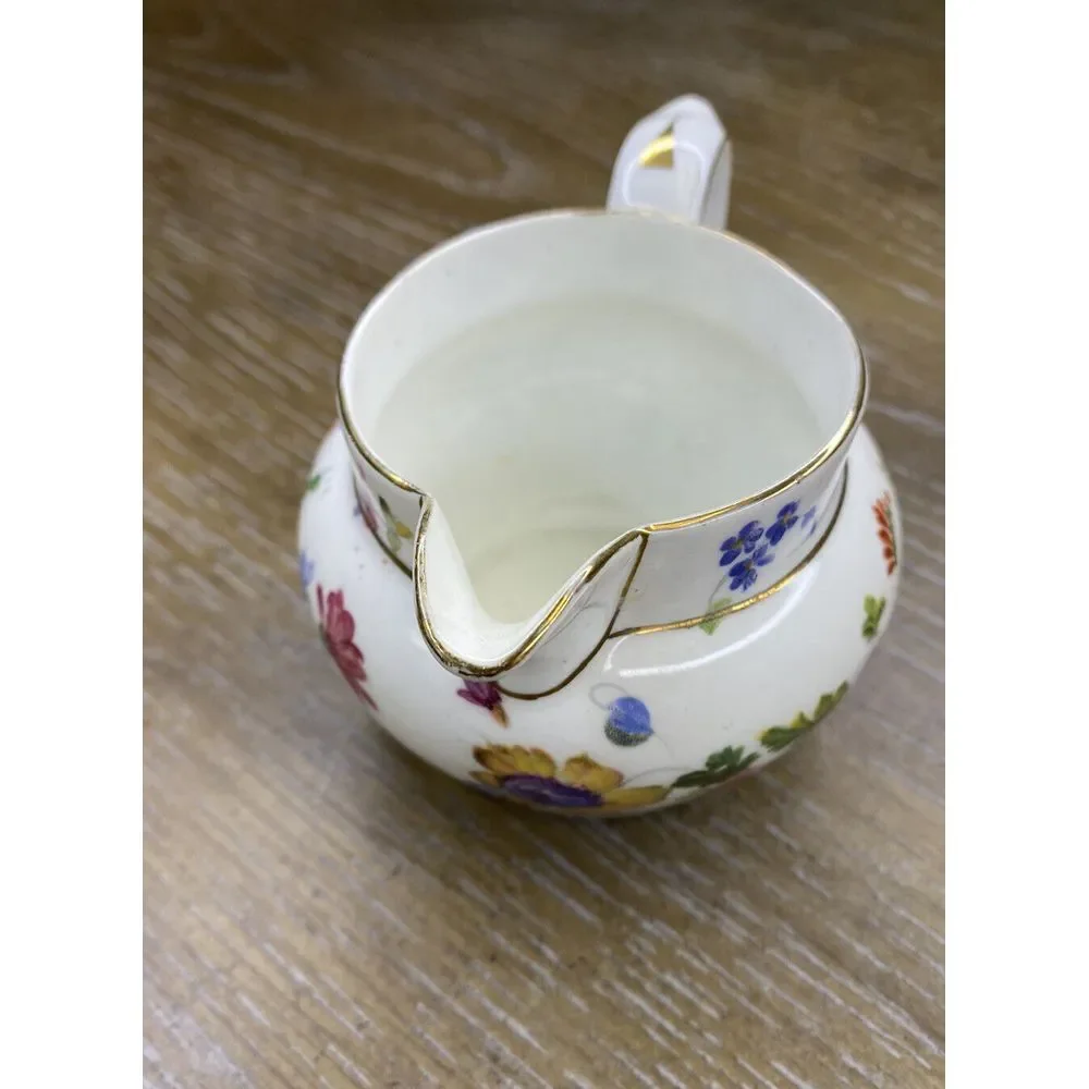 Vintage Grosvenor Ye Old English Creamer Floral Jackson Gosling‎ England Gold
